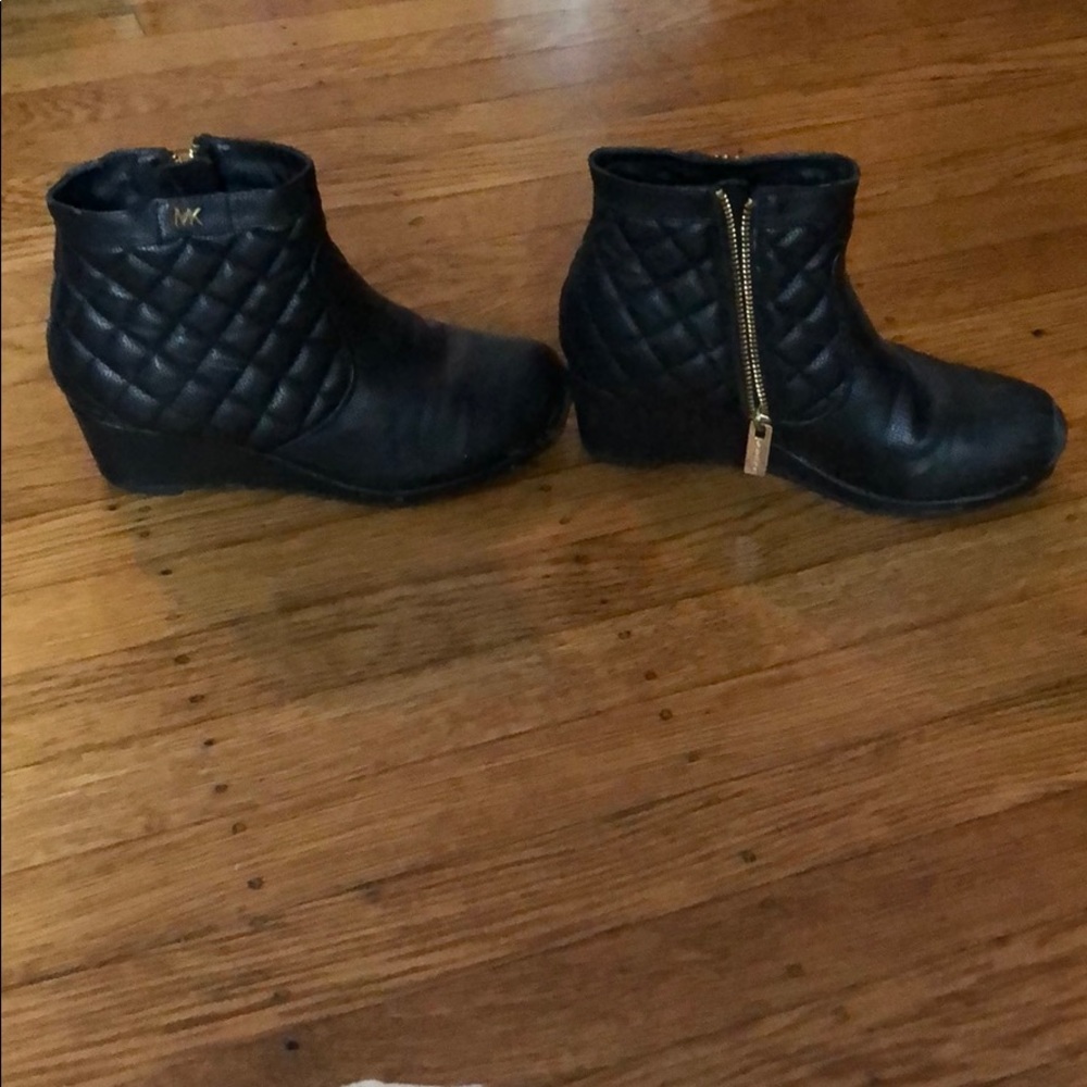 Black Boots